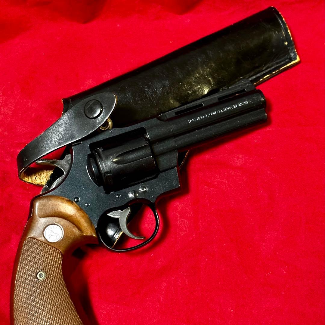 整備済 リボルバー用 黒革製ヒップホルスター 6インチ銃身まで対応