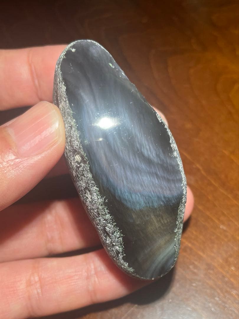 研磨品　十勝石玲瓏　複合色レインボーオブシディアン