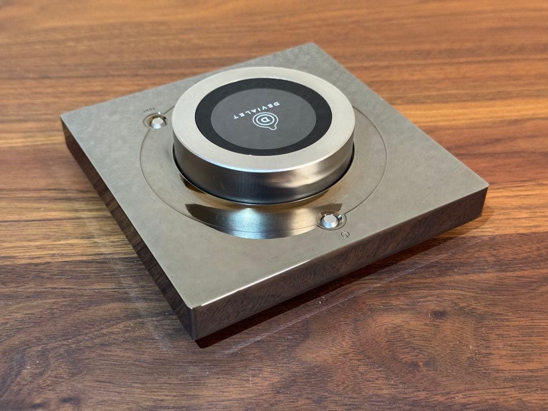 Devialet コントローラー