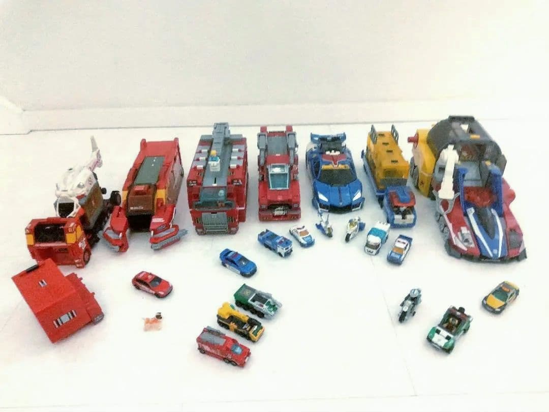 ☆★ハイパーレスキュー・ハイパーブルーポリス・トミカ・隊員・犬★☆ 価格交渉可