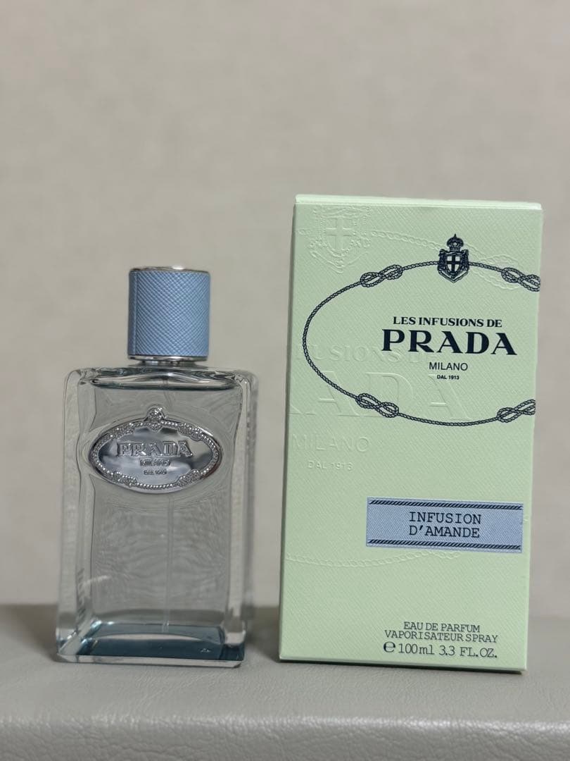 インフュージョン ドゥ プラダ アマンド オーデパルファム 100ml