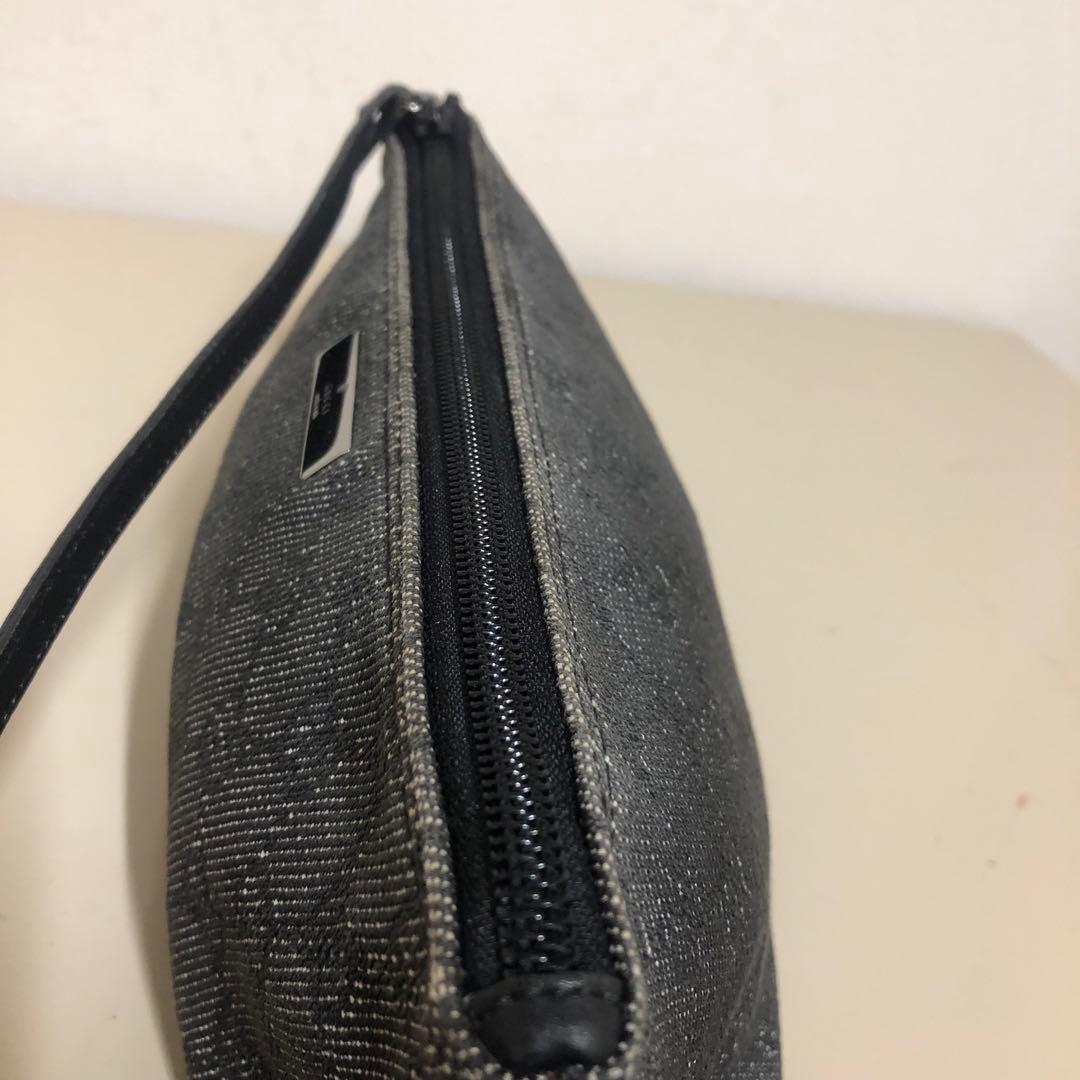 グッチ アクセサリーポーチ GGキャンバス ブラック