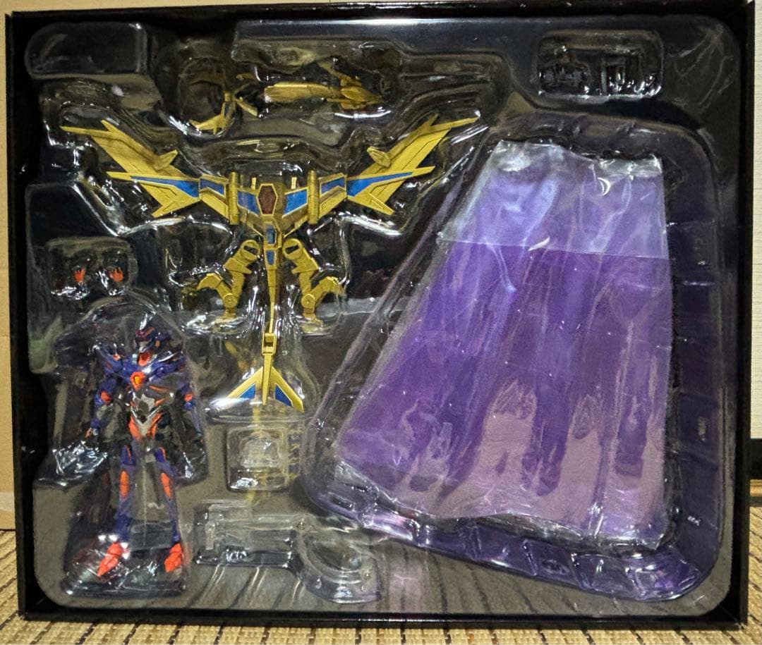 合体竜人DXダイナゼノン　グリッドナイト&ゴルドバーンセット　カイゼルグリッド