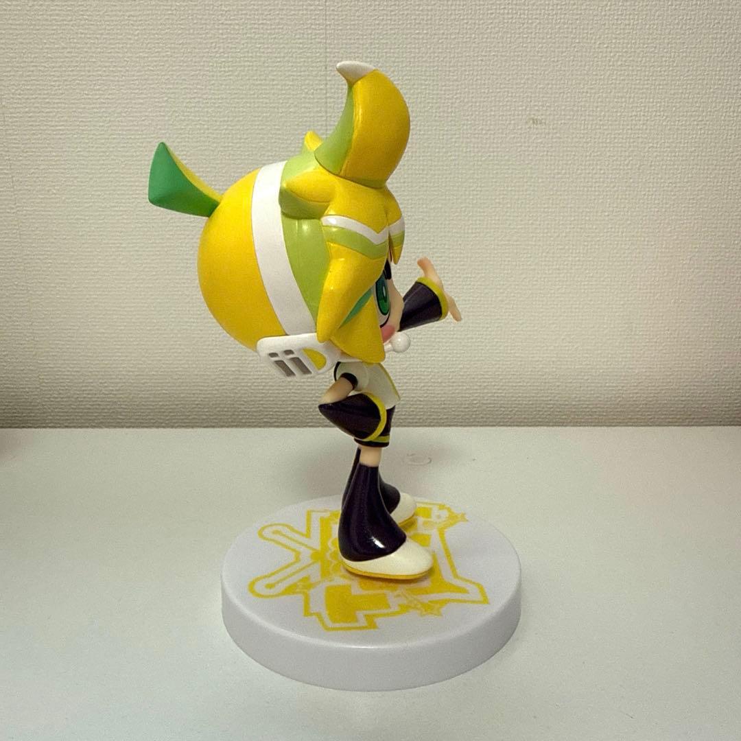 ボーカロイド　TOONIZEフィギュア　4体セット