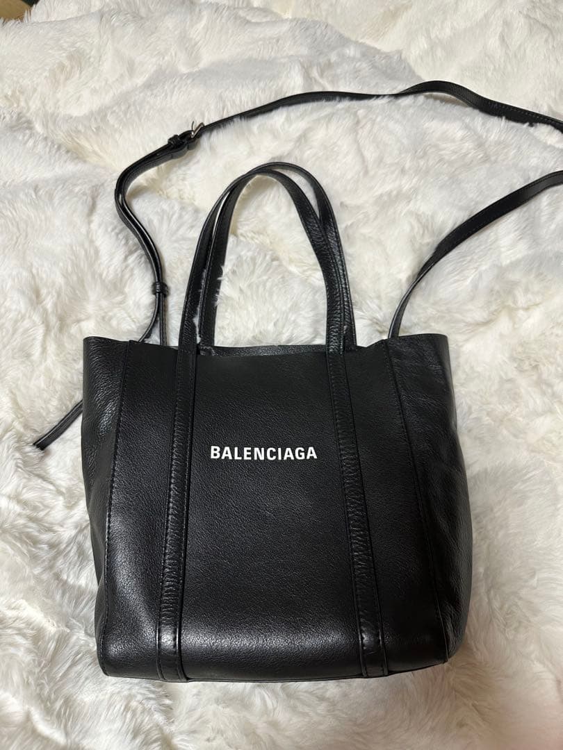BALENCIAGA バッグ