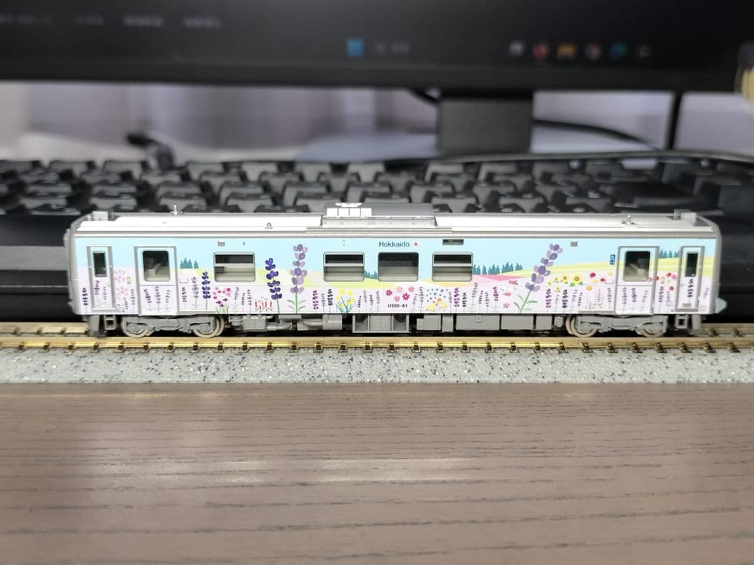 TOMIX 98137 H100形 石北本線・富良野線ラッピング 2両 加工品