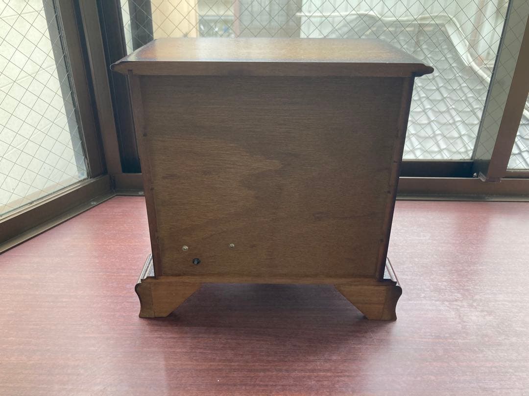 アンティーク　小物収納　４段引き出し【オルゴール付き】