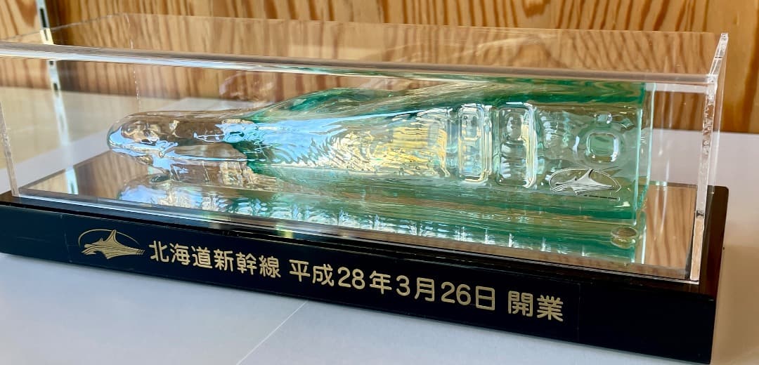 北海道新幹線 開業記念品 ガラス製 オブジェ 模型