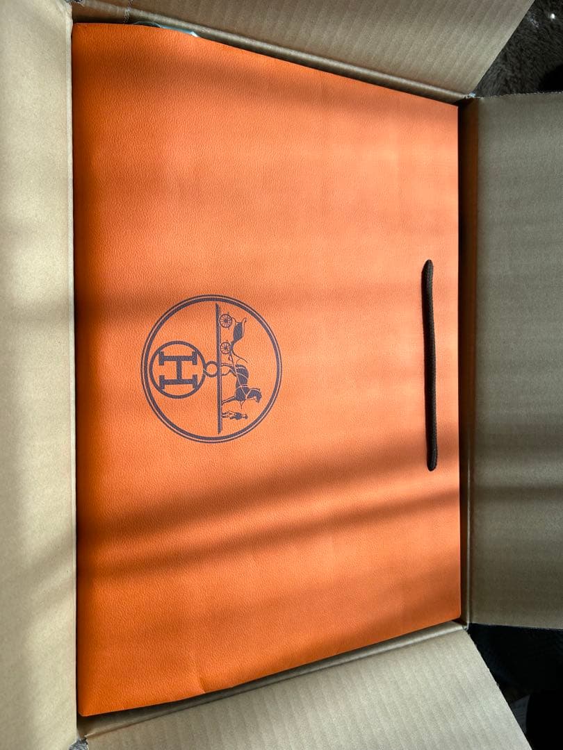 HERMES エルメス 楕円形 空箱