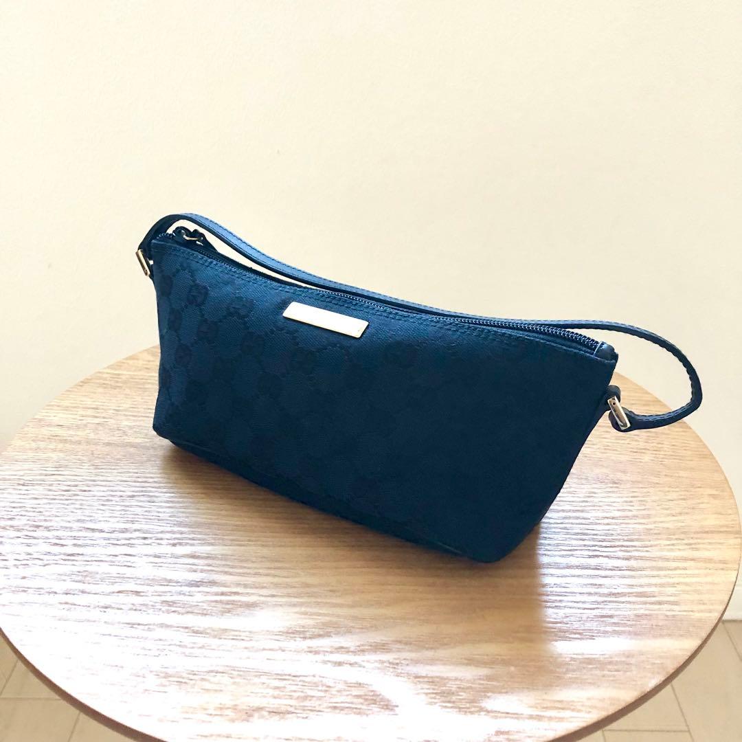 GUCCI グッチ アクセサリーポーチ パーティーバッグ GG柄キャンバス 黒