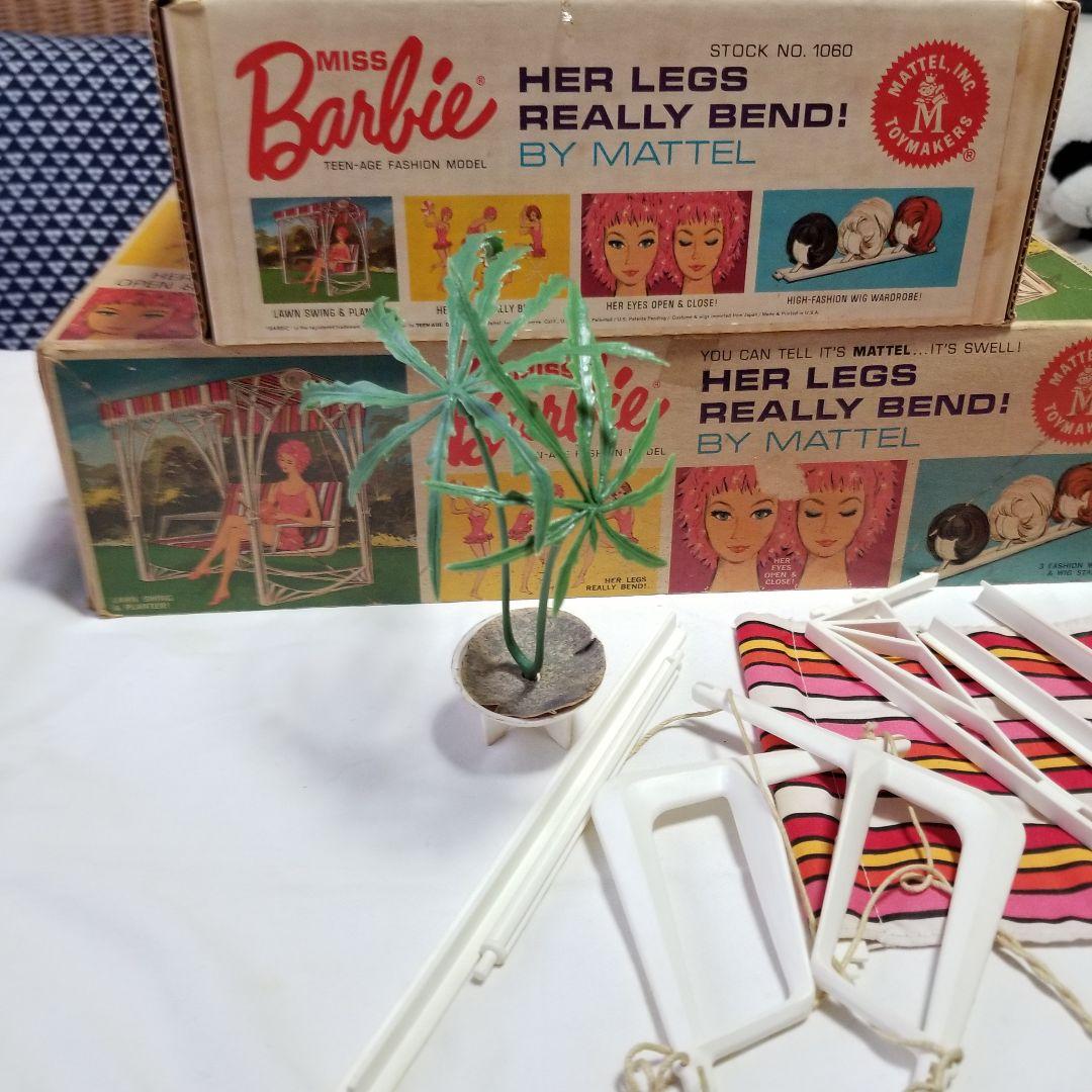 ヴィンテージ　バービー箱付きセットです。