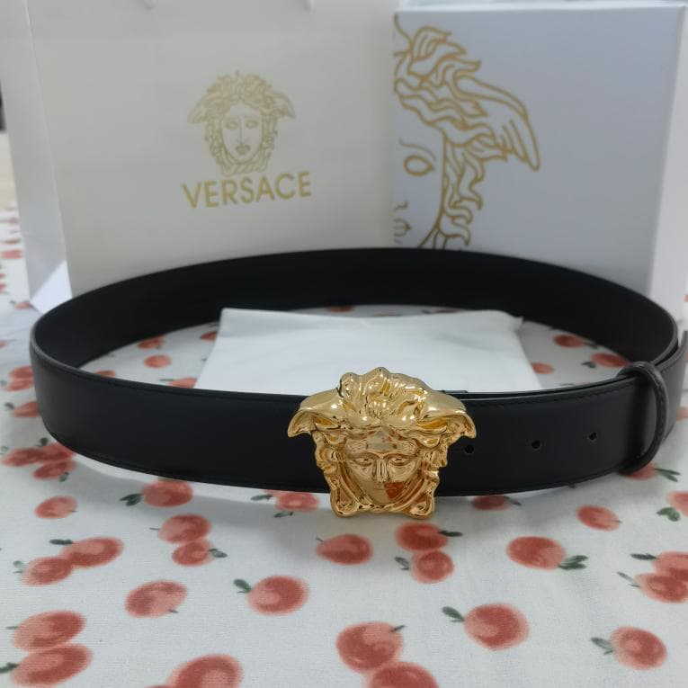 VERSACE ラ メドゥーサ レザー ベルト 110cm