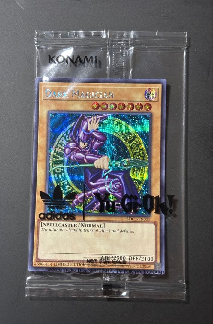 遊戯王 ブラックマジシャン adidas DARK MAGICIAN アディダス