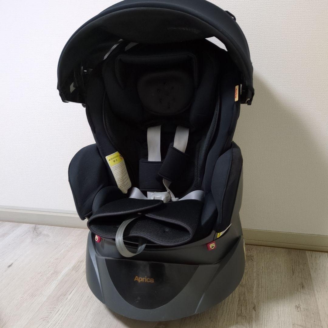 Aprica 回転式チャイルドシート ブラック