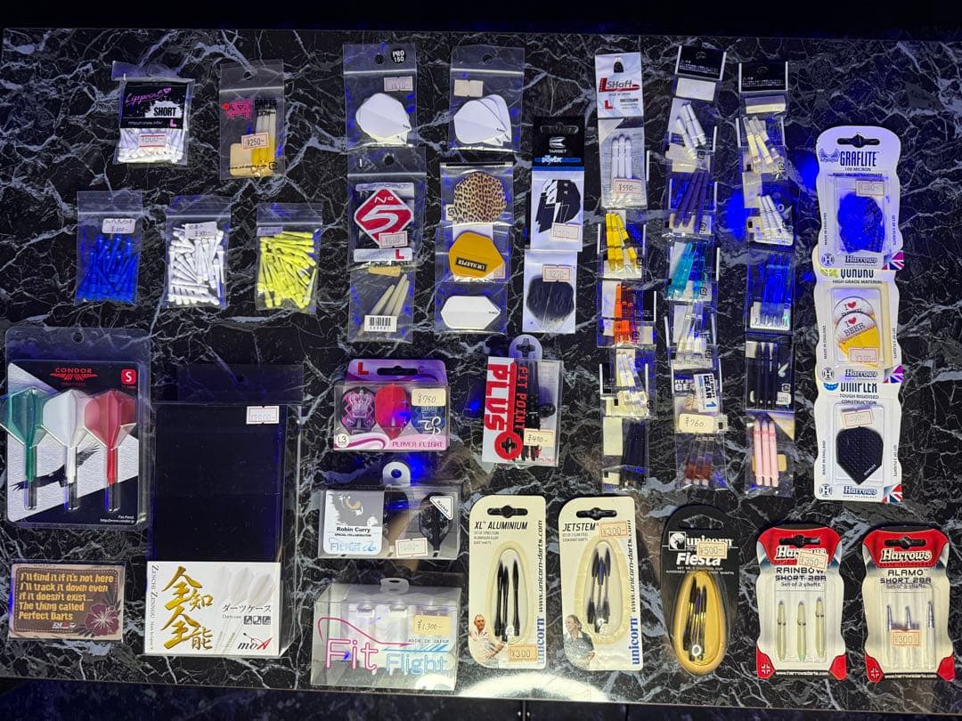 最終値下げ！お得　ダーツアクセサリーセット 多色 ユニコーン製品など