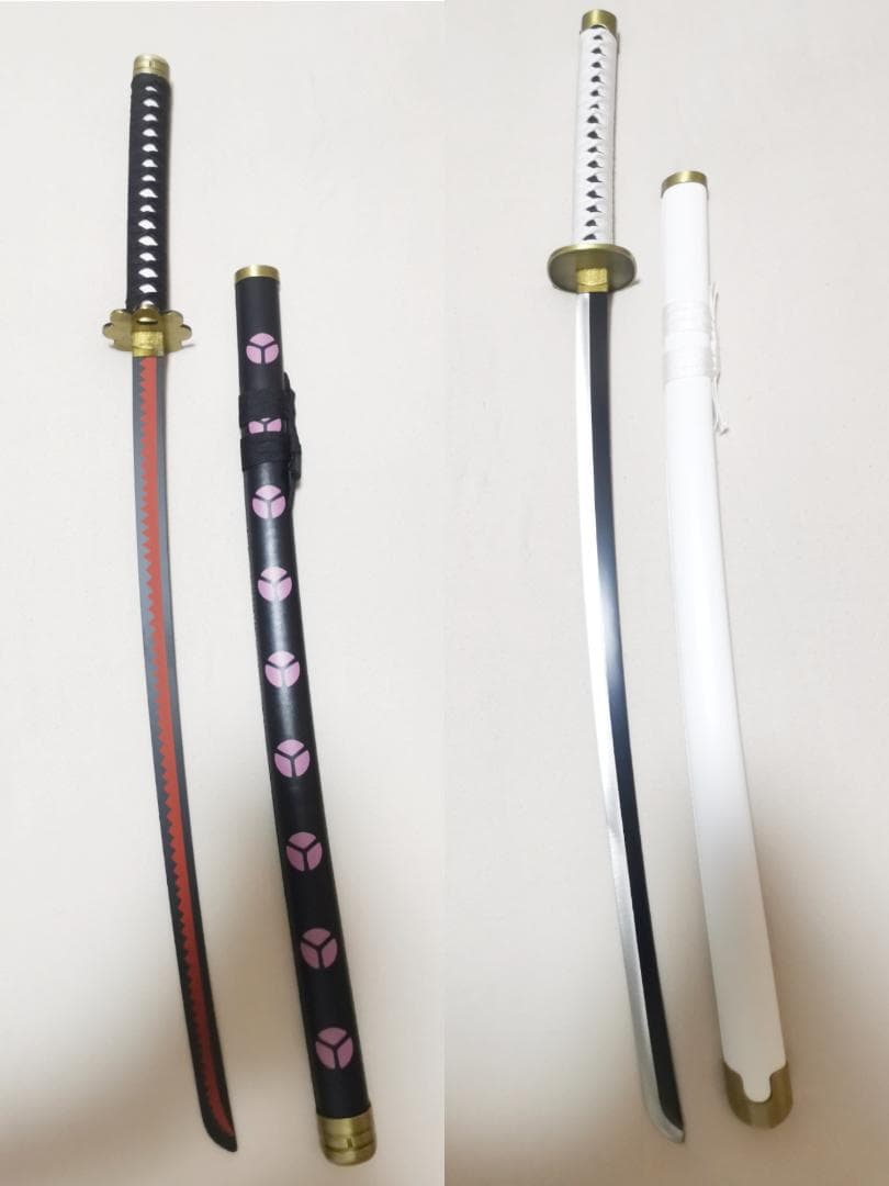 ONE PIECE ロロノア・ゾロ 和道一文字 秋水 模造刀 金属製 美術品