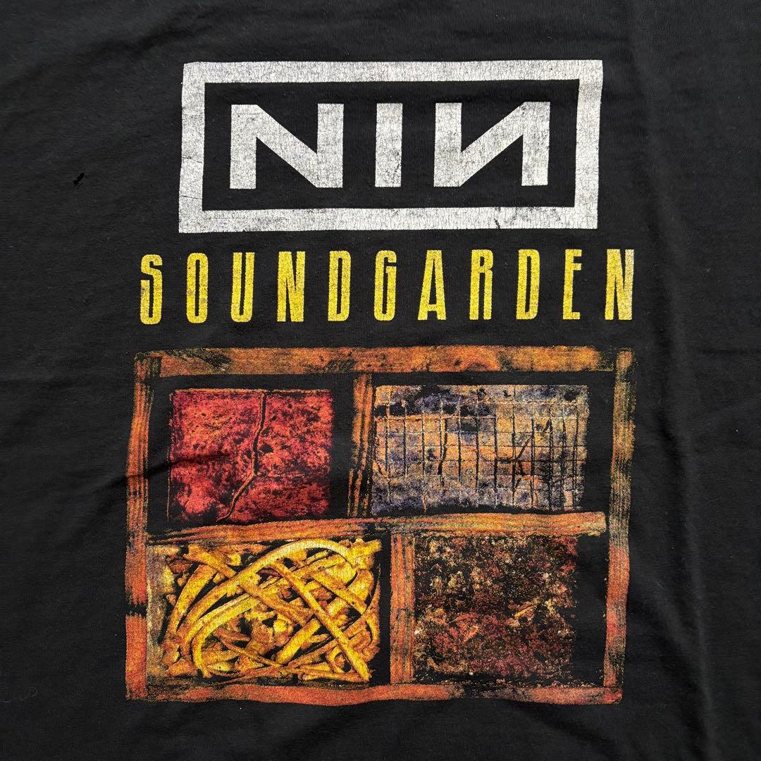 10’s NINE INCH NAILS SOUND GARDEN Tshirt