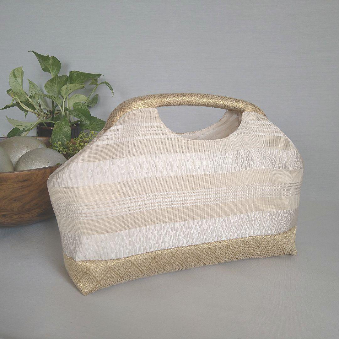 博多献上柄帯リメイク アイボリー✕ゴールド バネハンドルバッグ