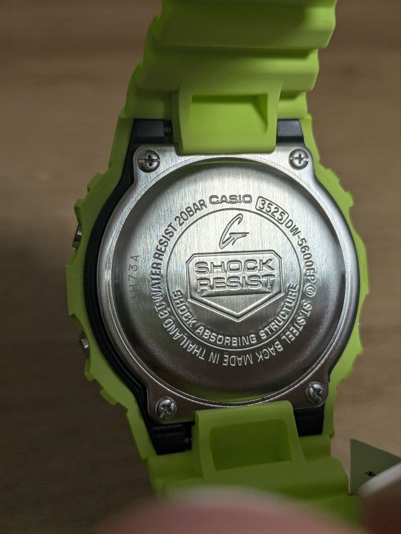 【美品】G-SHOCK DW-5600EP-9JF 蛍光グリーン
