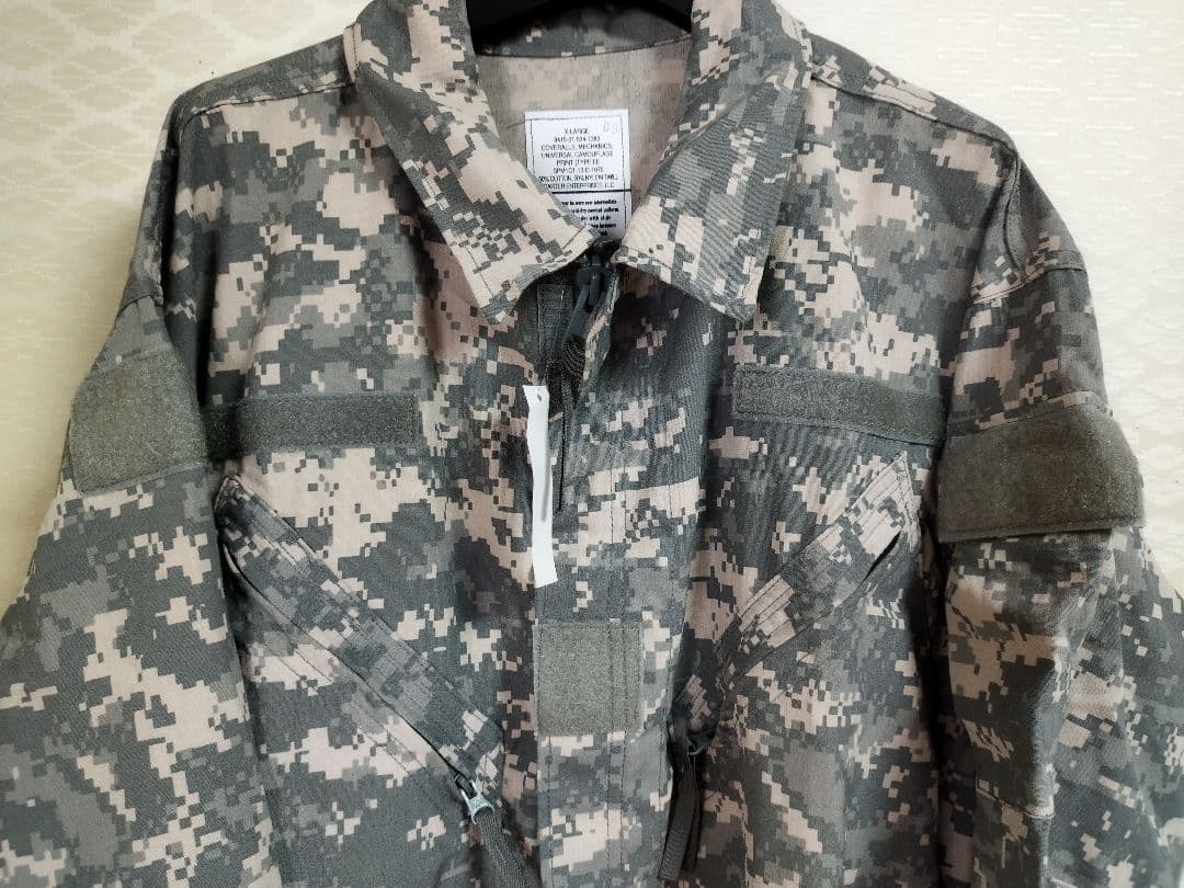 (4998)米軍実物　ＡＲＭＹメカニックスカバーオール　新品未使用　レア