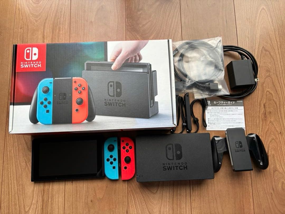 Nintendo Switch本体（未対策機）純正ポーチ付