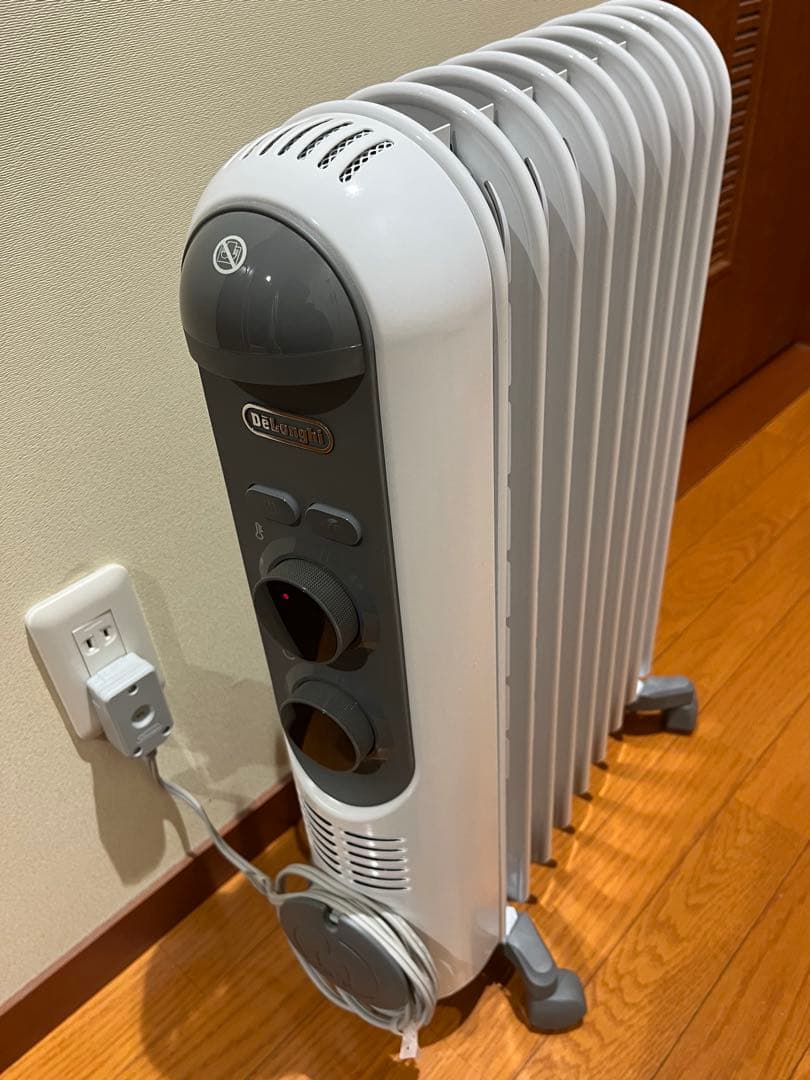 【美品】デロンギ DeLonghi オイルヒーター RHJ45M0912