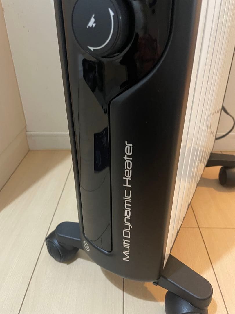 【極美品 】デロンギ オイルヒーターMDHU15-BKマルチダイナミックヒーター