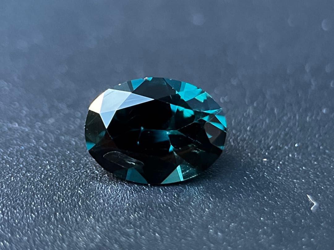 ブルースピネルルース1.3ct天然石,宝石NeonBlue Spinel