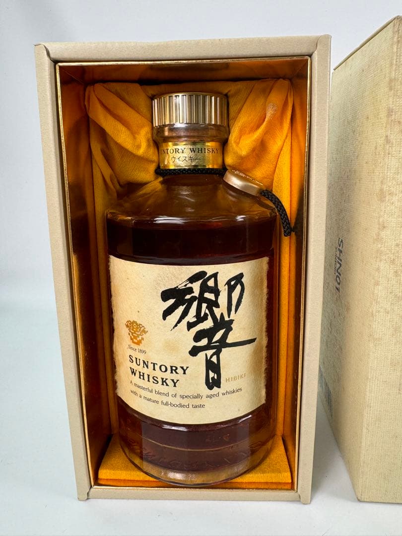 【未開栓】　響　17年　ゴールドラベル　ウイスキー