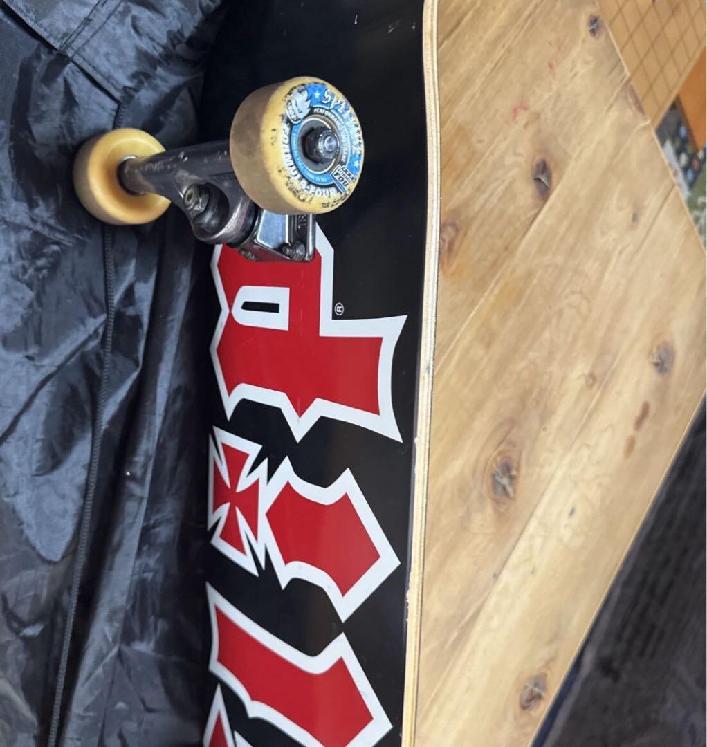 Flip スケートボード　コンプリート　7.75