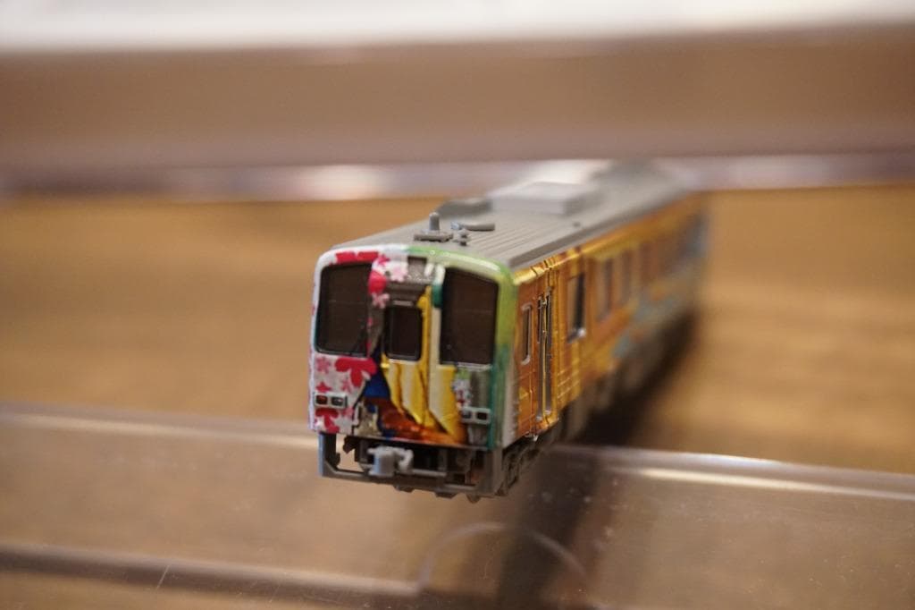 TOMIX製 キハ120系　美祢線　「美祢号ラッピング車両」　M車