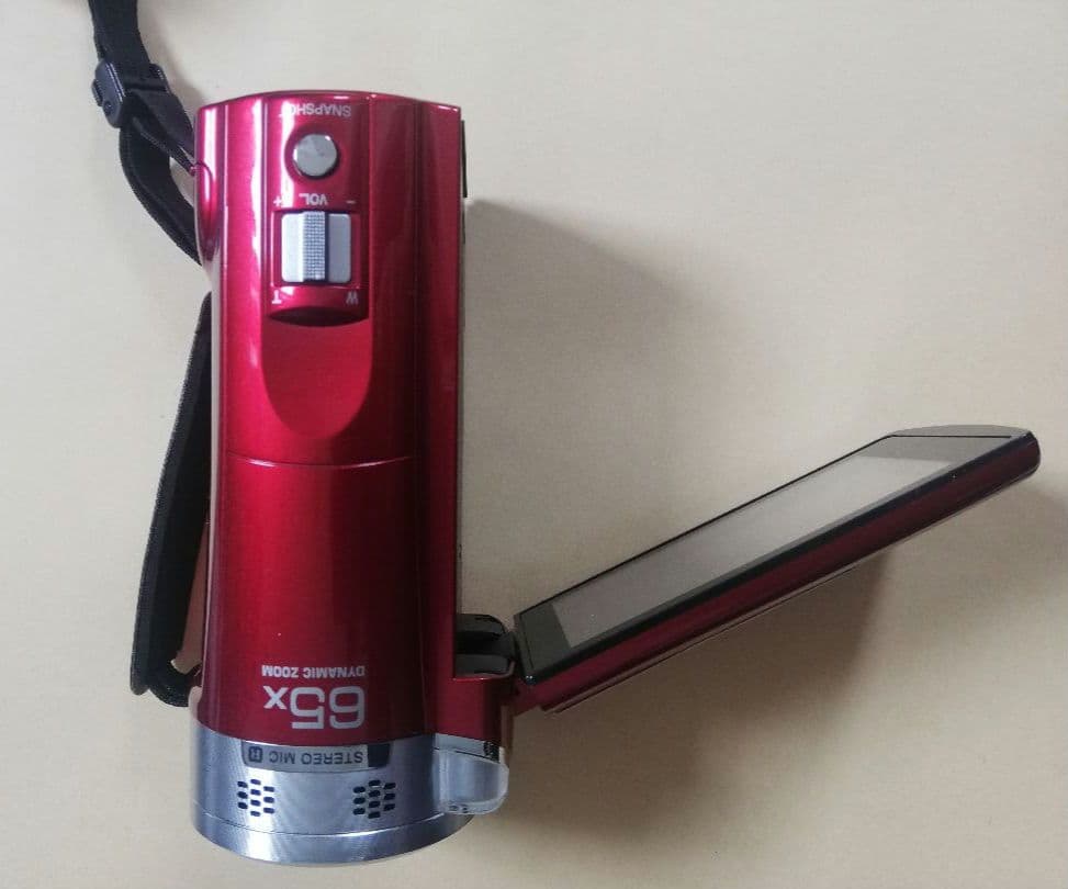 JVC Everio GZ-E565-R　未使用品