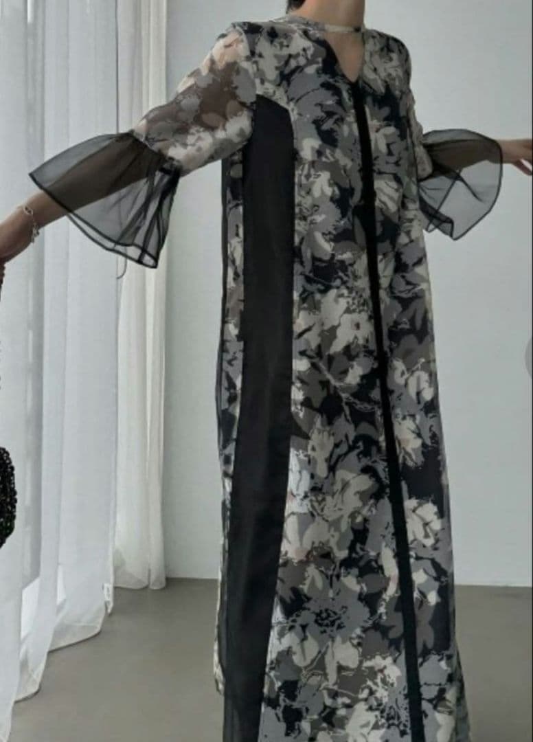 美品✨WILLUFULLY / オケージョンドレス　黒　フリーサイズ