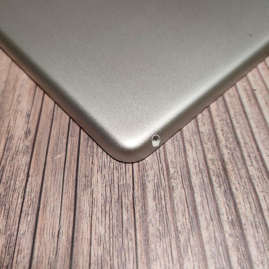 Tome0422　iPad 第7世代 32GB 超美品