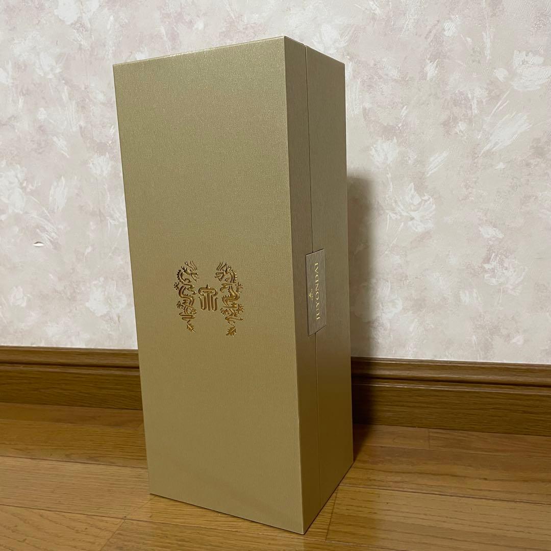 十四代 龍泉 隼　純米大吟醸 720ml 箱付き 未洗浄品 2025年【空瓶】