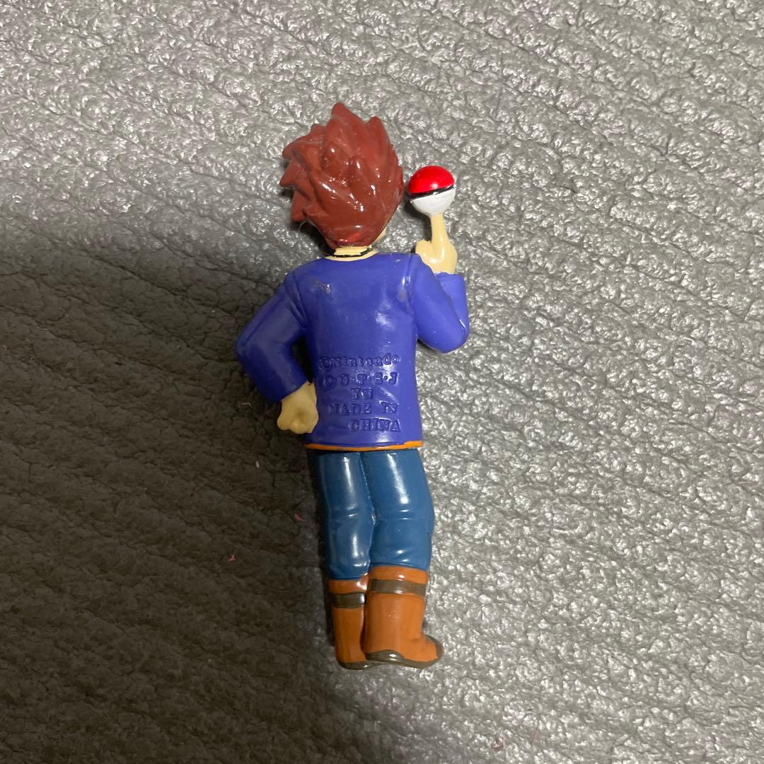 ポケモン　フィギュアコレクションなど　サトシ　シゲル　カスミ　ヘラクロス　4体