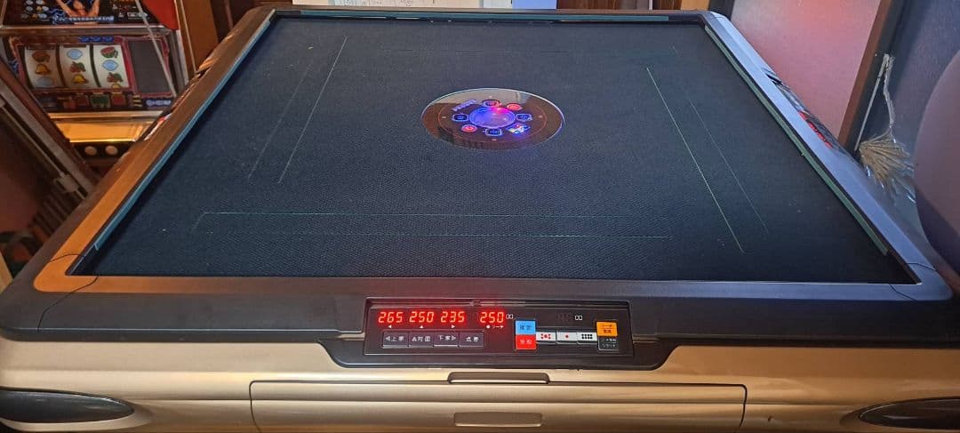 全自動電子麻雀卓と牌セット 田中ダビデ望