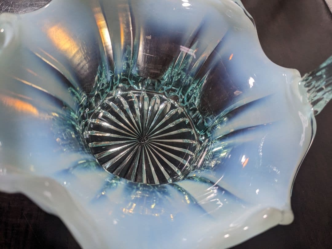 フェントン　ブルーオパルセントガラス　取って付き　お菓子入れ　小物入れ