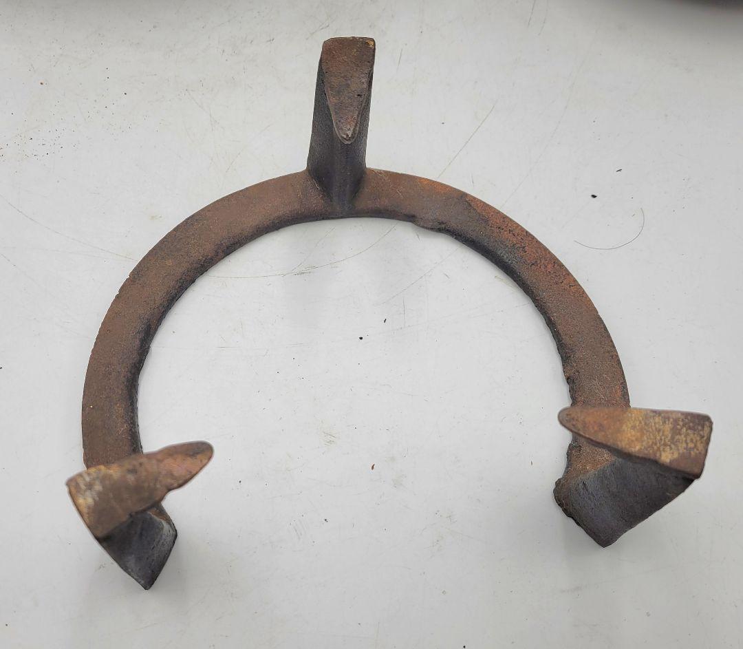 唐金　面取り道安風炉　釜　五徳のセット　未使用　箱無し　茶道具　骨董品、美術品