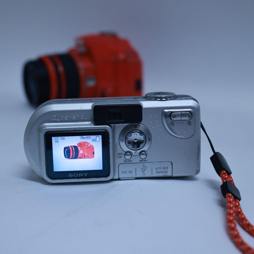 スマホ転送可 SONY P7 デジタルカメラ メモリー電池付き コンデジ