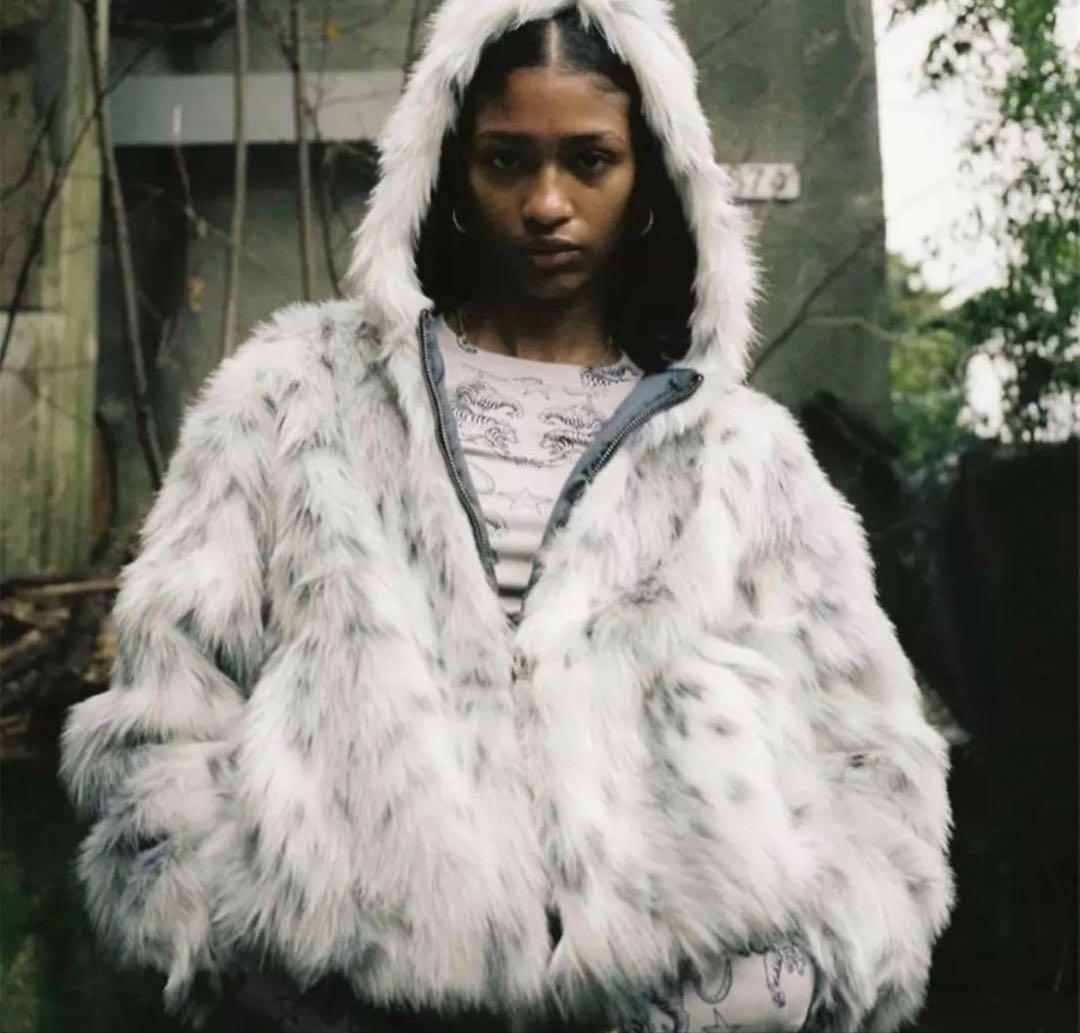 ジャケット・アウター Corteiz Hooded Fur Jacket