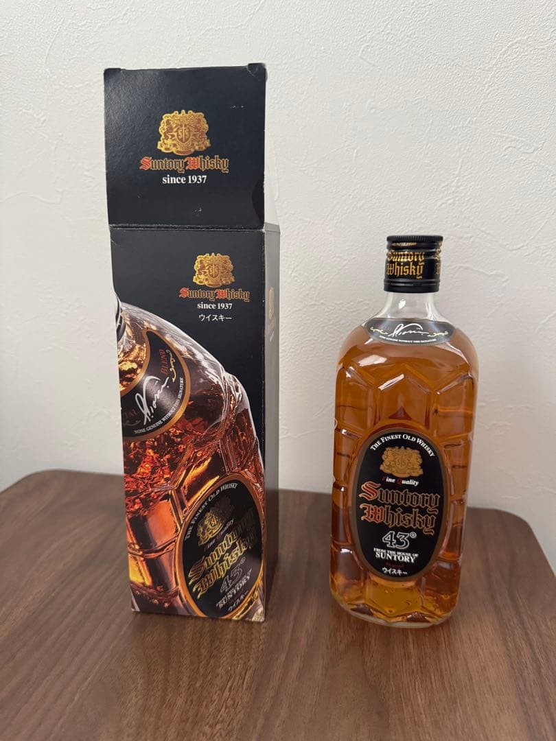 古酒 サントリー ウイスキー 角瓶 黒角 700ml 43%未開栓