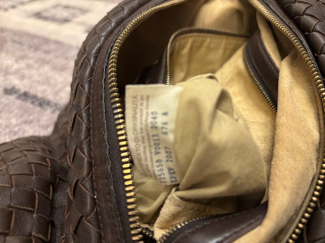 ボッテガべネタ　イントレチャートショルダーバッグ ダークブラウン‼️ お買得品‼️