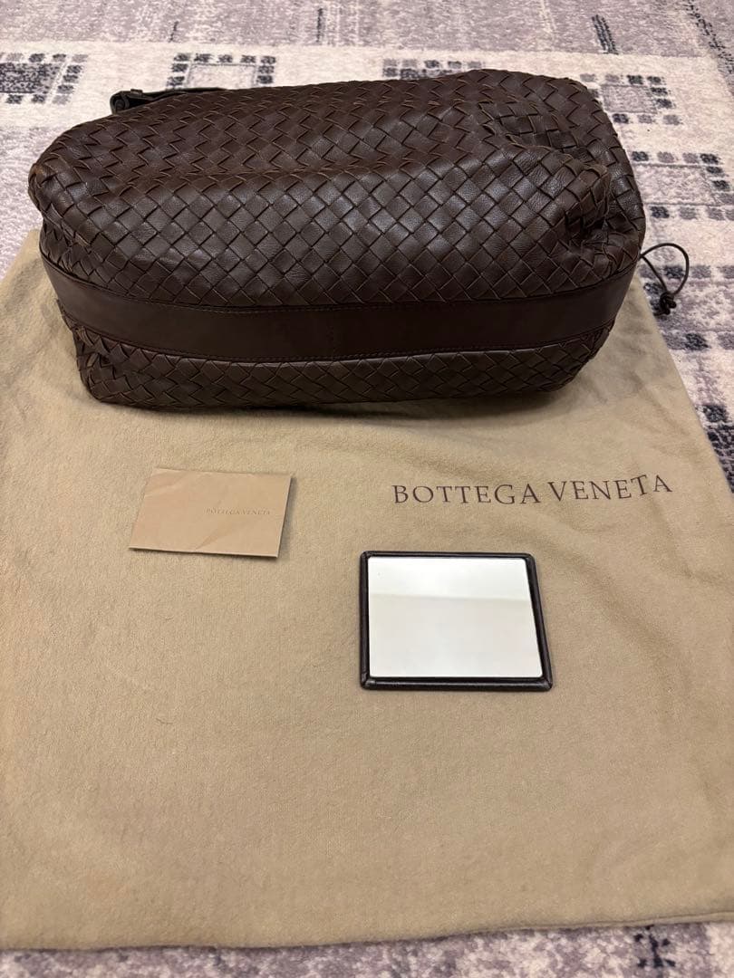 ボッテガべネタ　イントレチャートショルダーバッグ ダークブラウン‼️ お買得品‼️