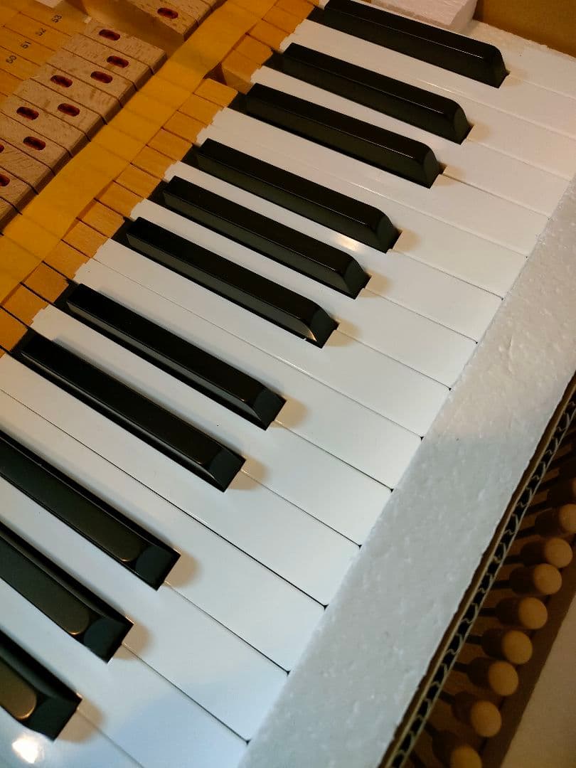 YU30,YU33 ピアノ鍵盤 訳あり