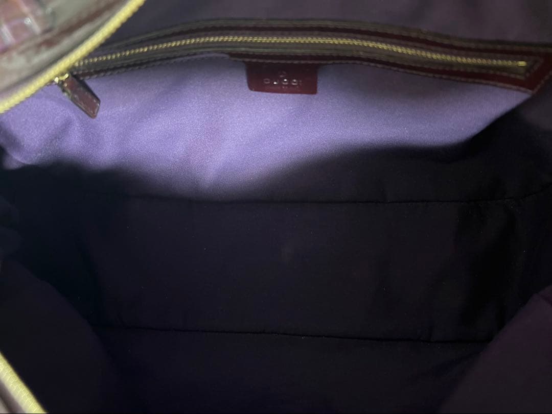 GUCCI グッチ　ワインレッド エナメルハンドバッグ　145770