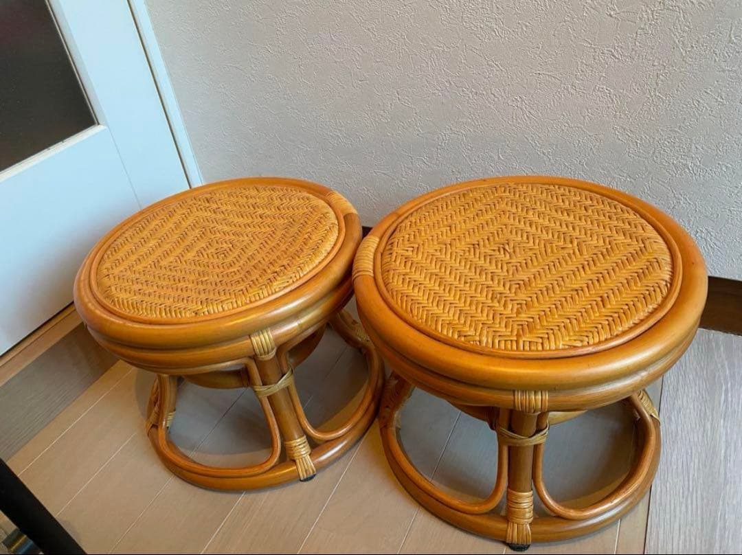 美品　ラタン製 丸型スツール 2個セット