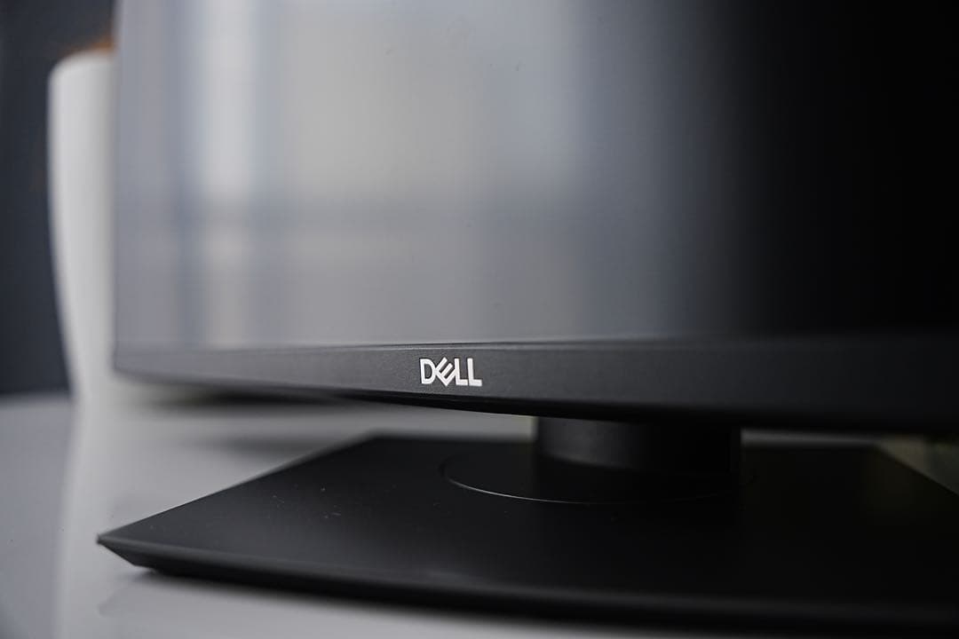 Dell P2421DC 2台セット　デル　モニター　ディスプレイ　24インチ