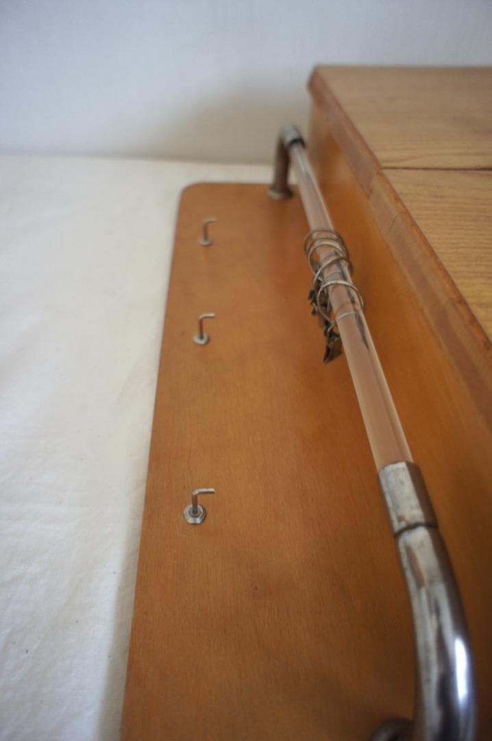 ウォールキャビネット　飾り棚　ブロカント　フレンチ　フランスアンティーク