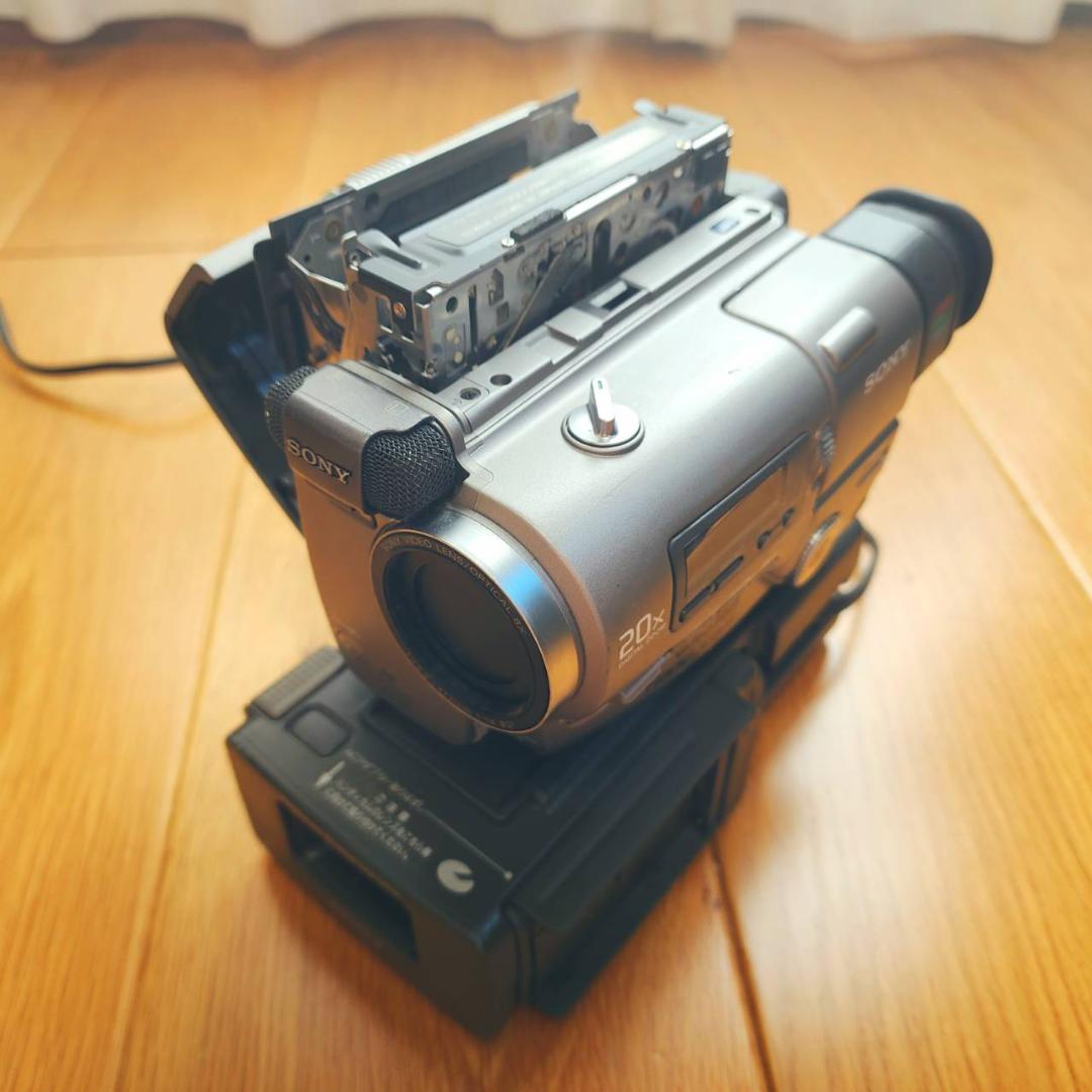 【動作確認済】高画質 Hi8 8ミリ ビデオカメラ SONY ステーションセット